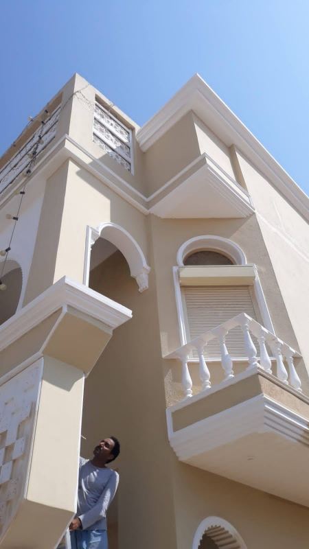 معلم دهانات في حي التحلية بجدة رقم 0560973065