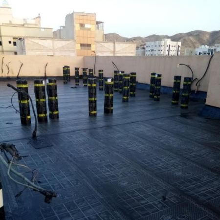 مقاول عوازل سطوح وتهريب المياة في جده افضل الانواع